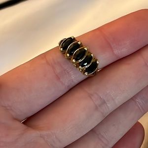 10 kt vintage gold ring black stone